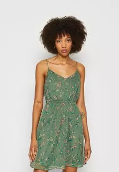 Летнее платье Vero Moda