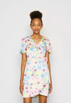 Летнее платье Vero Moda