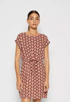 Летнее платье Vero Moda