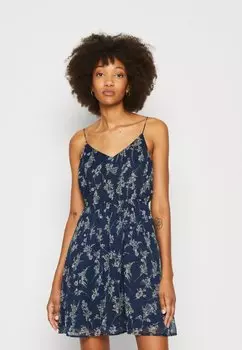 Летнее платье Vero Moda