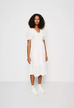 Летнее платье Vero Moda