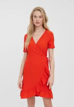 Летнее платье Vero Moda