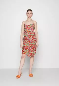 Летнее платье YAS