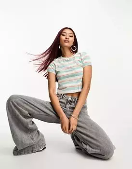 Летняя футболка в винтажную полоску Superdry с красной полоской