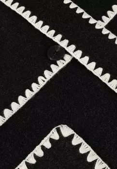 Летняя куртка Minus, черный