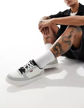 Levi's – Liam – бело-темно-синие кроссовки с красной биркой с логотипом