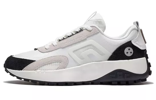 LINING CF Lifestyle Shoes Men Low-top Black/off-white