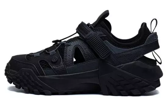 LINING CF Lifestyle Shoes Men Low-top Black