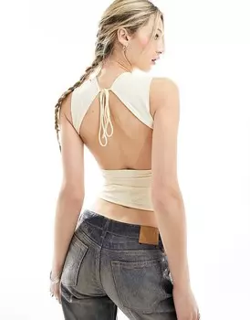 Lioness – Гладкий топ цвета слоновой кости с вырезом сзади и завязками