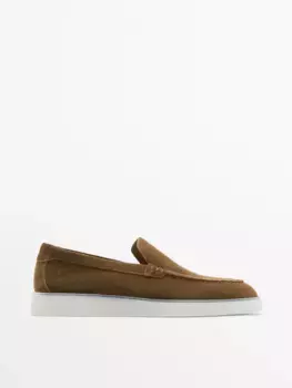 Лоферы из замши с полупрозрачными подошвами Massimo Dutti, кэмел