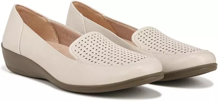 Лоферы LifeStride India Loafers, цвет Almond Milk