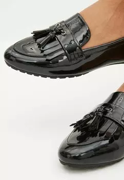 Лоферы Next FOREVER COMFORT CLEATED TASSEL STANDARD., цвет Black Patent