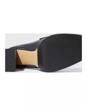 Лоферы Sasha на каблуке Scarosso, черный