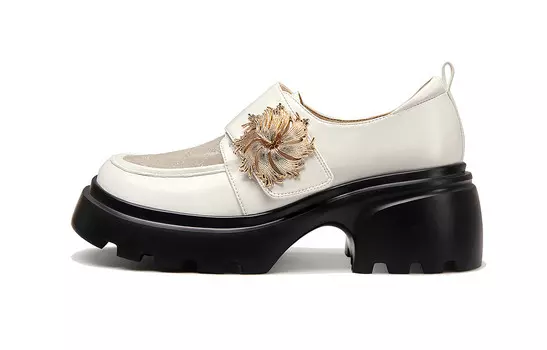 Лоферы женские белый Lily Wei