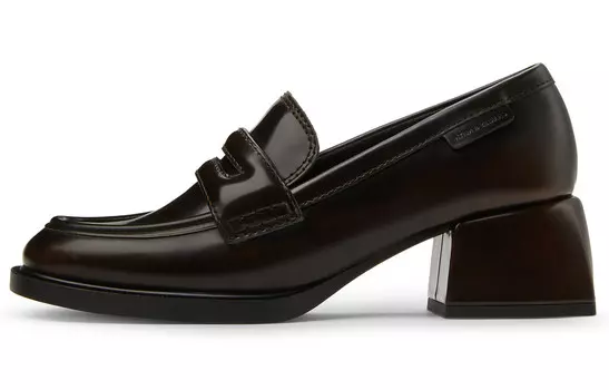 Лоферы женские Charles&Keith