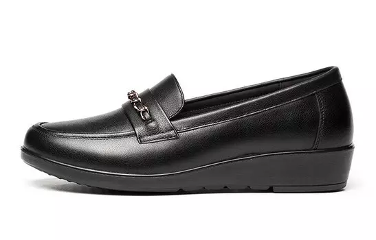 Лоферы женские черный Aokang