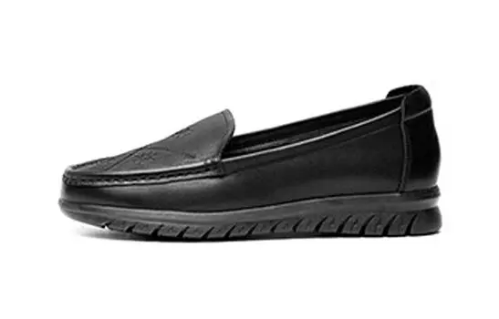 Лоферы женские черный Aokang