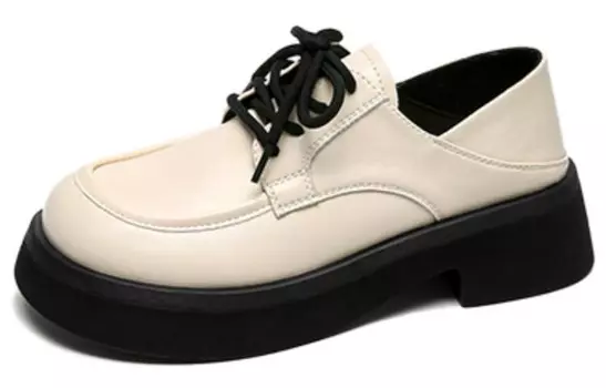 Лоферы женские Daphne