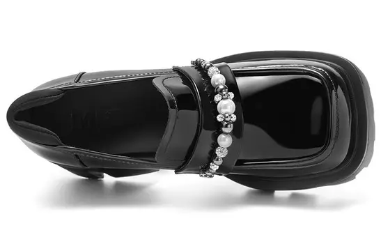 Лоферы женские Mio, черный