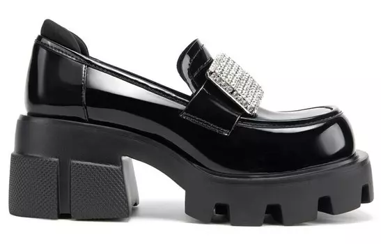 Лоферы женские Mio, черный