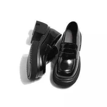 Лоферы женские Mis. Danny, бежевый