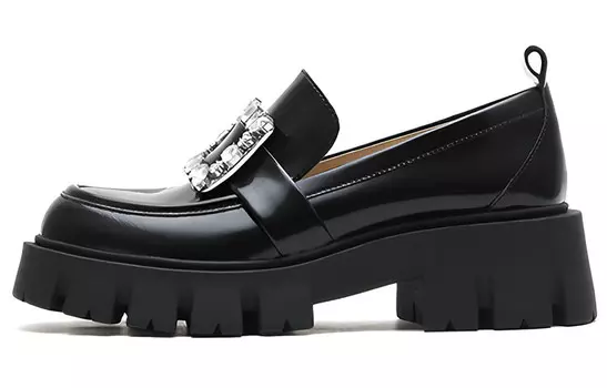 Лоферы женские низкие черные Staccato