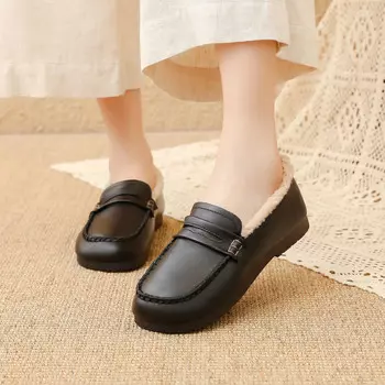 Лоферы женские низкие черный Shouba