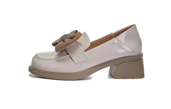 Лоферы женские Pooq, черный