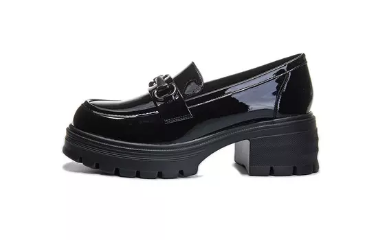 Лоферы женские Pooq, черный
