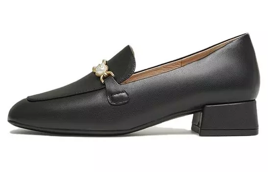 Лоферы женские Tata, черный