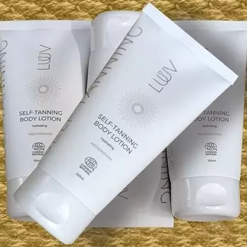 Лосьон для тела с автозагаром MEDIUM/DARK Natural Self-Tanner 150 мл Luuv Cosmetics