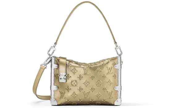 LOUIS VUITTON Сумка Metallic Light Gold Calfskin Side Trunk Light Gold