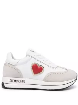 Love Moschino кроссовки с нашивками, белый