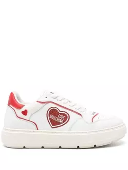Love Moschino кроссовки с нашивкой-логотипом, белый