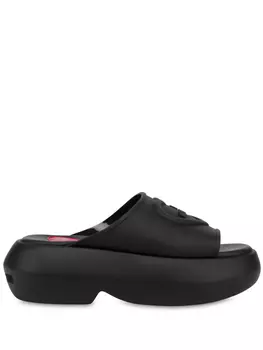 Love Moschino шлепанцы с тисненым логотипом, черный