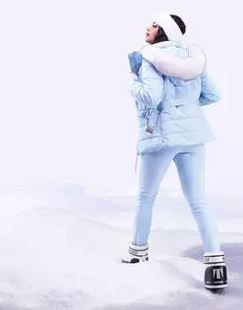 Лыжная куртка ASOS с поясом и капюшоном из искусственного меха