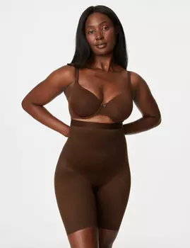 Magicwear Утягивает талию и делает бедра стройнее Marks & Spencer