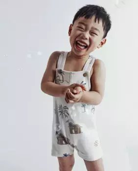 Махровый комбинезон с принтом Sfera, цвет Crudo