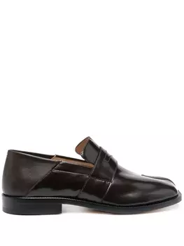 Maison Margiela лоферы Tabi, коричневый
