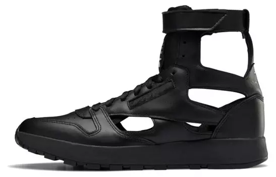 Maison Margiela x Reebok Classic Leather Tabi High Black