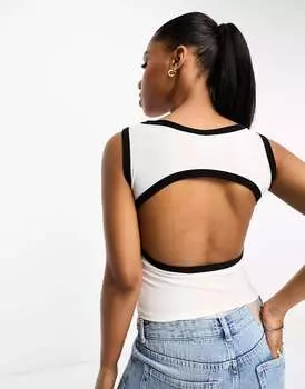 Майка ASOS с изогнутым вырезом на спине и контрастной окантовкой цвета слоновой кости