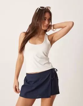 Майка-борцовка Abercrombie & Fitch с круглым вырезом в цвете «кремовый»