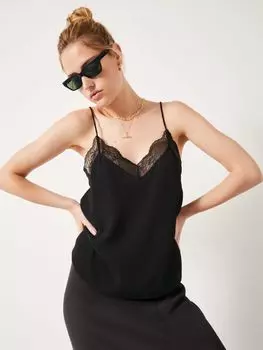 Майка Estella с кружевной отделкой HUSH, черный