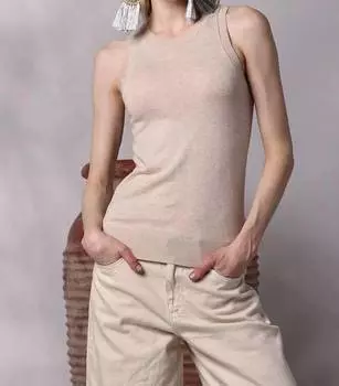 Майка из хлопка и кашемира Supima цвета коричневого сахара Minnie Rose