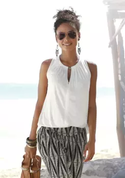 Майка LASCANA, с декоративными аксессуарами, повседневная блузка, элегантная, кремовый