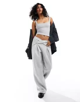 Майка на каждый день с квадратным вырезом серого цвета Cotton:On