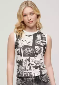 Майка Superdry "ЖИЛЕТ С ФОТОГРАФИЧЕСКИМ ЛОГОТИПОМ", кремовый