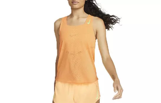 Майка женская персиково-кремовая Nike