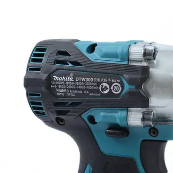 Гайковерт Makita DTW300RTJ + два аккумулятора 18V/5.0Ah, зарядное устройство