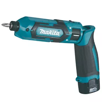 Отвертка аккумуляторная Makita TD022DSE + два аккумулятора 7.2V/1.5Ah